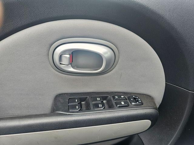 2014 Kia Soul Base