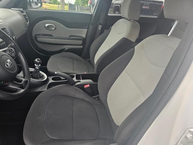 2014 Kia Soul Base
