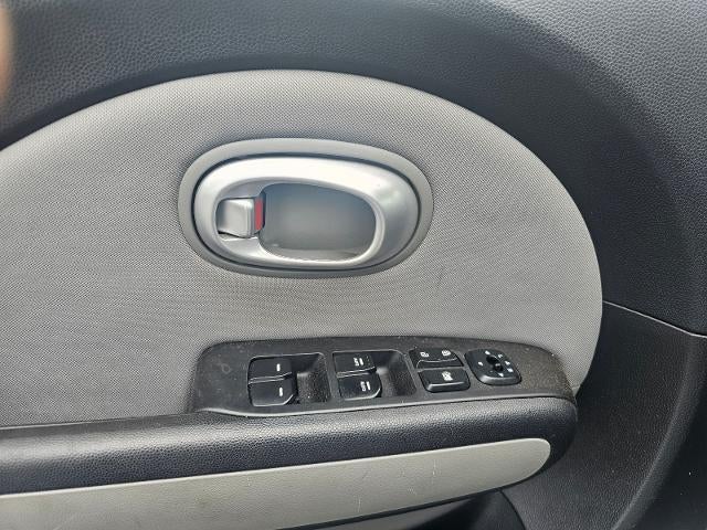 2014 Kia Soul Base