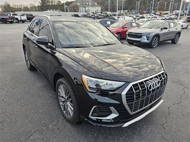2022 Audi Q3 Premium