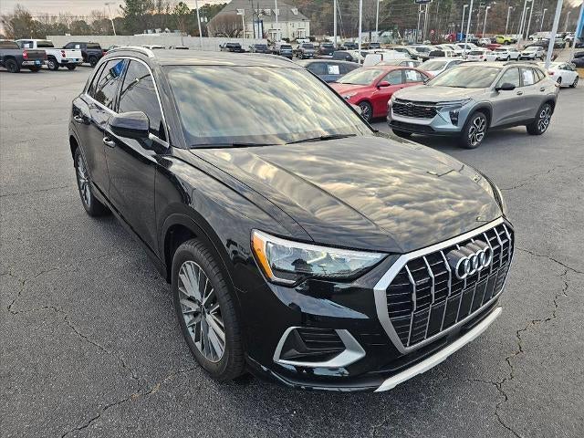 2022 Audi Q3 Premium