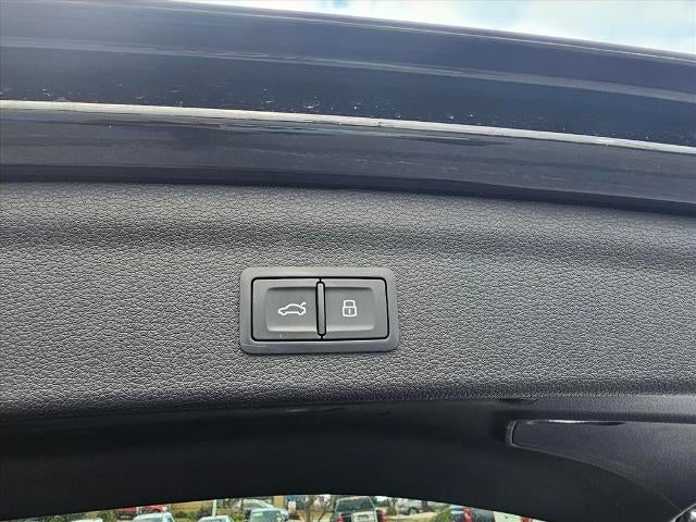 2022 Audi Q3 Premium