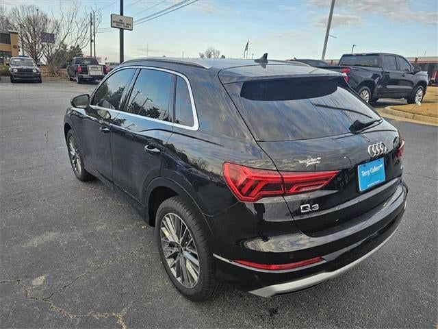 2022 Audi Q3 Premium