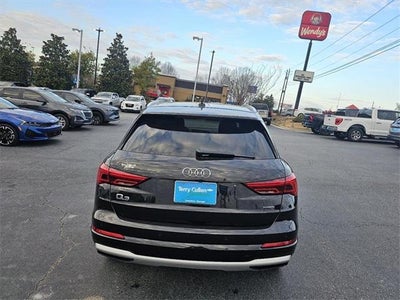 2022 Audi Q3 Premium