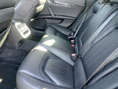 2022 Maserati Quattroporte Modena